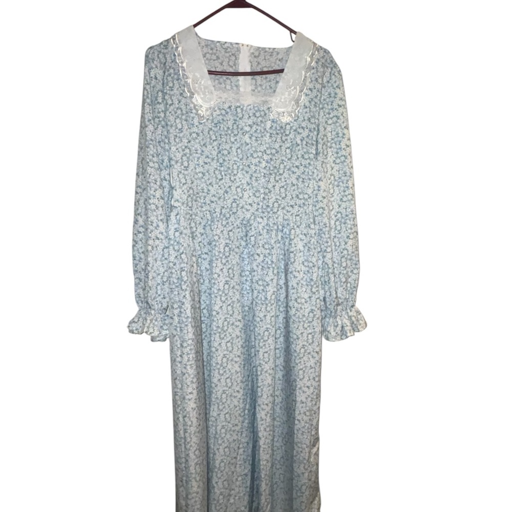 Floral Blue Cottage Core Long Sleeve Dress | Amish Maid Halloween Costume
